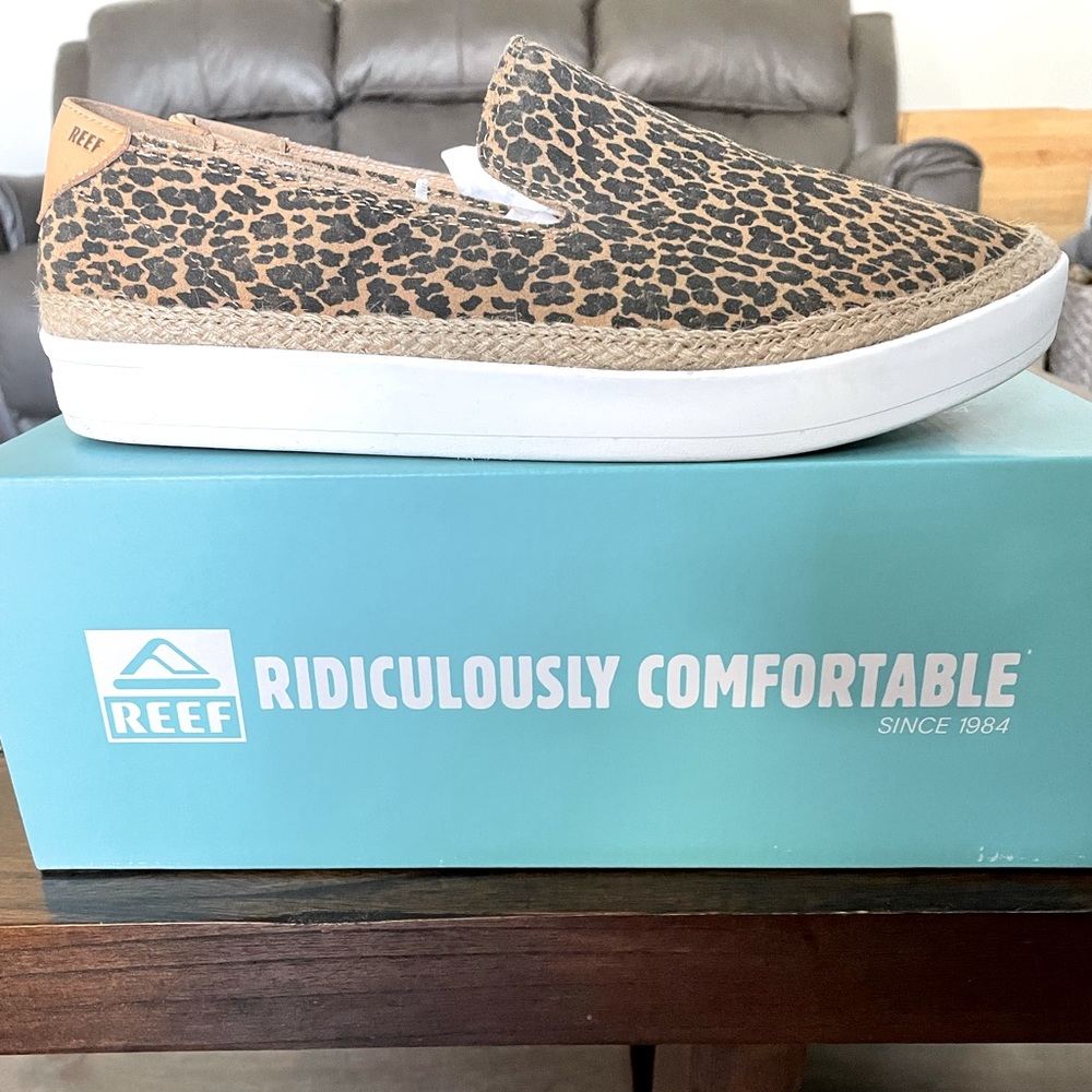 NWOT, Reef Leopard Print Cushion Sunrise Loafers